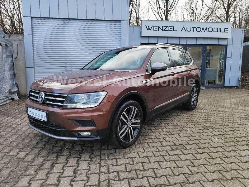Braun Gebraucht 2018 VW Tiguan Allspace SUV | 18.995 € (Guter Preis) - Bild 1/4