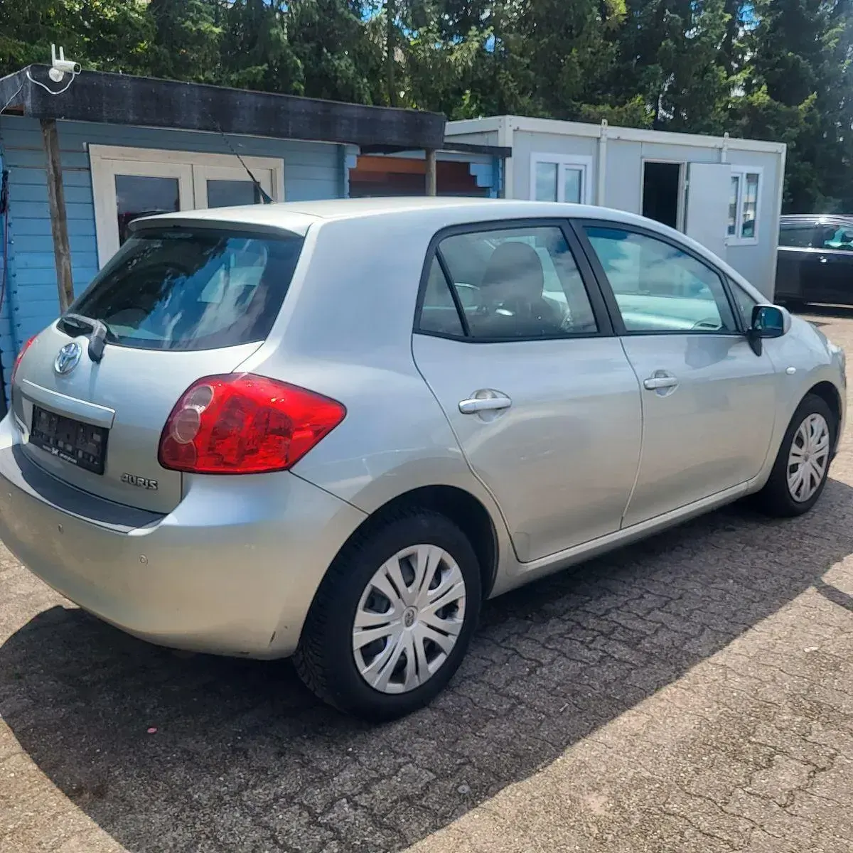 Gebraucht Toyota Auris Sol 124 PS (91 kW) 2007 Silber Kleinwagen