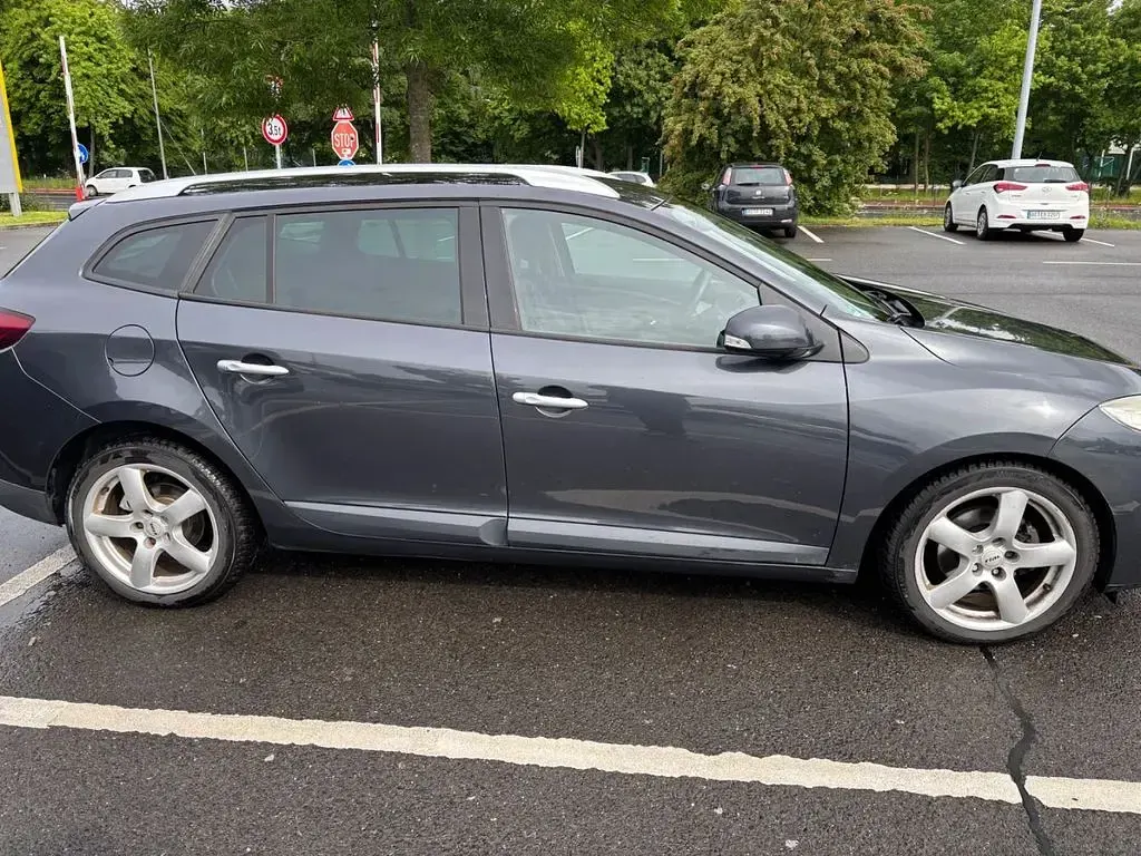 Gebraucht Renault Mégane 131 PS (96 kW) 2009 Schwarz Limousine