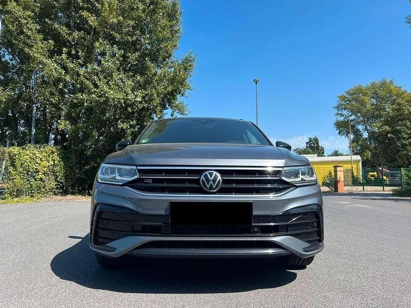 Gebraucht VW Tiguan Allspace R-line 200 PS (147 kW) 2022 Grau SUV