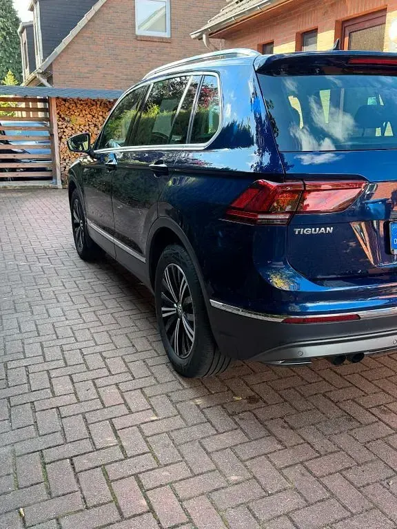 Gebraucht VW Tiguan Comfortline 190 PS (139 kW) 2020 Blau SUV