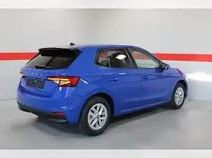 Neu Skoda Fabia Selection 95 PS (69 kW) 2025 Blau Kleinwagen