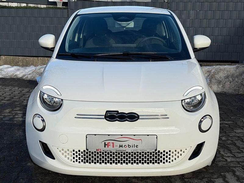 Gebraucht Fiat 500e Icon 86 kW (118 PS) 2022 Weiß Kleinwagen