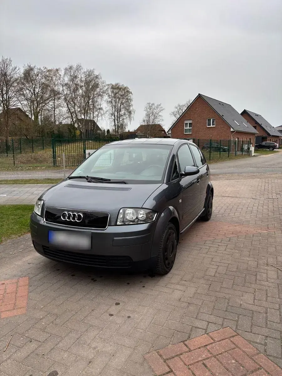 Gebraucht Audi A2 75 PS (55 kW) 2002 Grau Kleinwagen