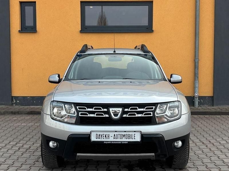 Gebraucht Dacia Duster Prestige 125 PS (91 kW) 2015 Grau SUV