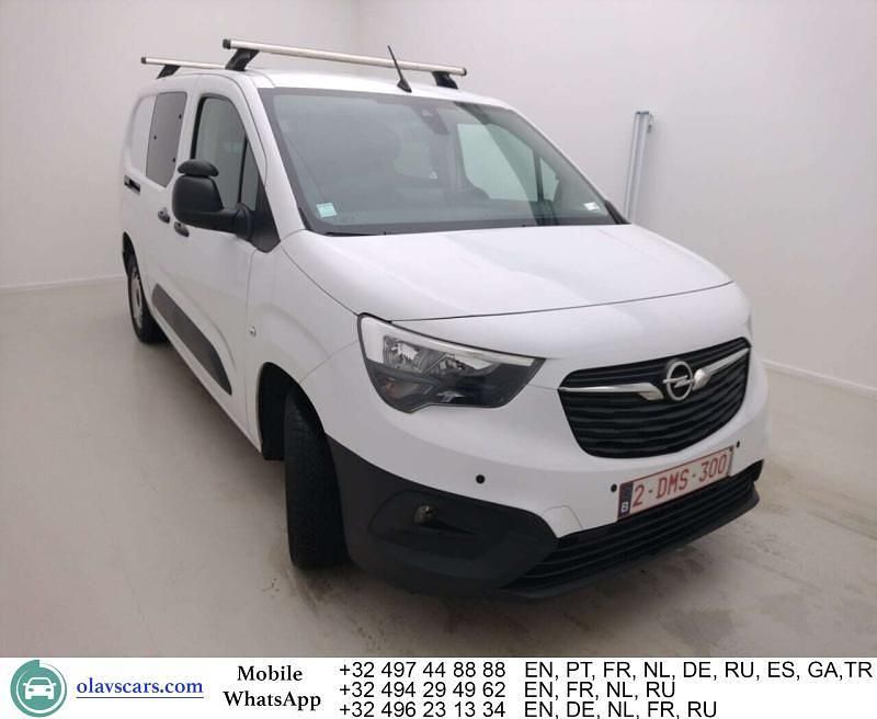 Gebraucht Opel Combo 131 PS (96 kW) 2023 Weiß Van / Kleinbus