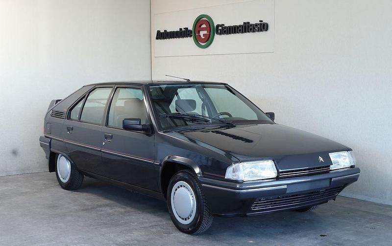 Grau Gebraucht 1990 Citroën BX Kleinwagen | 11.990 € - Bild 1/4
