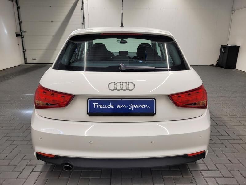 Gebraucht Audi A1 Sportback Sport 82 PS (60 kW) 2018 Weiß (cortinaweiss) Kleinwagen
