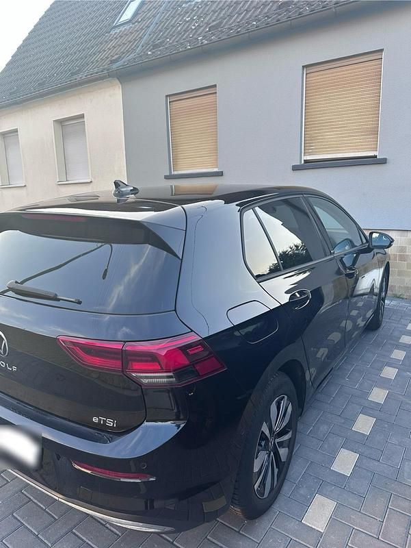 Gebraucht VW Golf VIII Move 130 PS (95 kW) 2023 Schwarz Kleinwagen