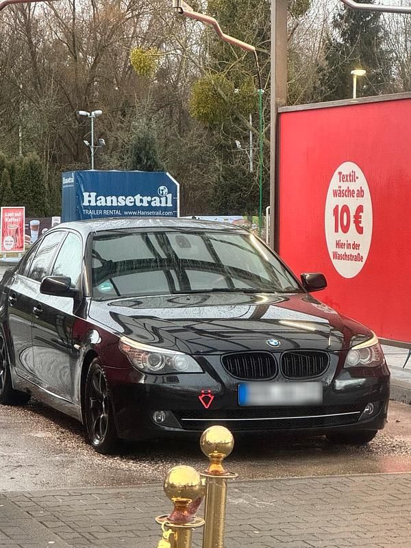 Gebraucht BMW 525 300 PS (220 kW) 2008 Schwarz Limousine