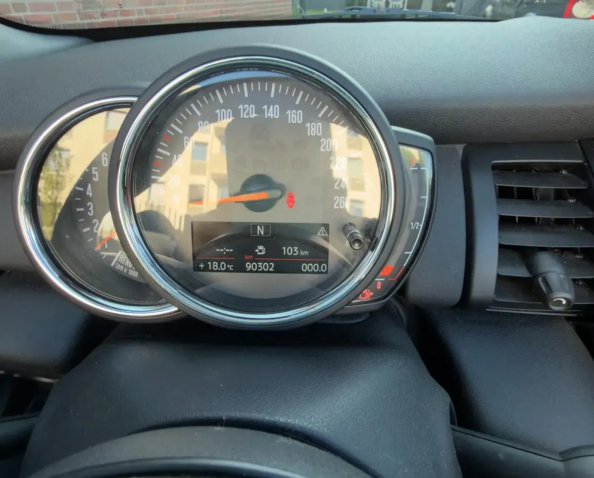 Gebraucht Mini One Cabriolet 102 PS (75 kW) 2019 Grau Cabrio