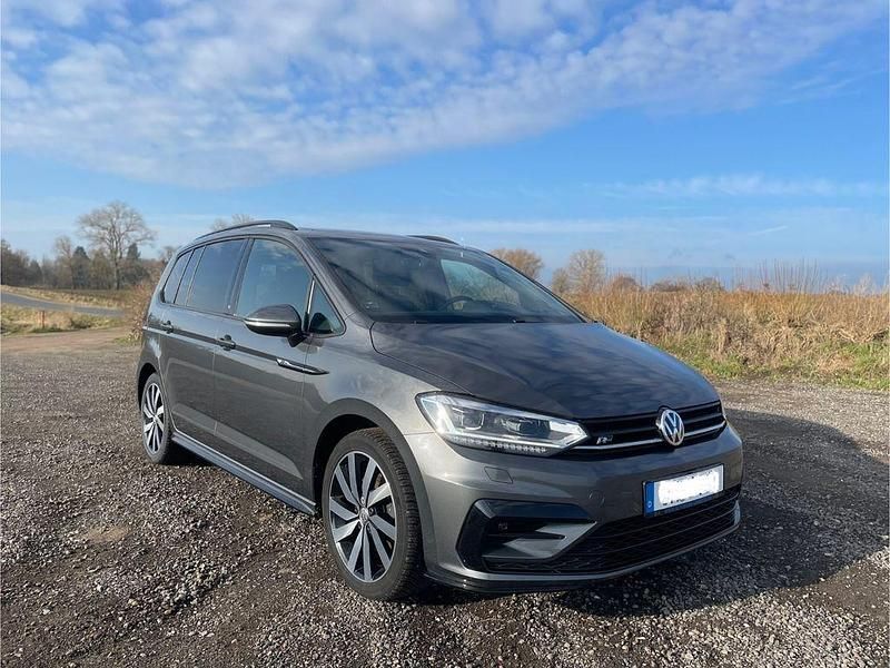 Gebraucht VW Touran Highline 179 PS (131 kW) 2017 Grau Van / Kleinbus