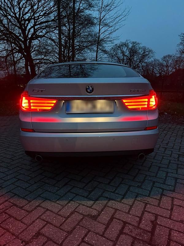 Gebraucht BMW 535 299 PS (219 kW) 2010 Silber Limousine