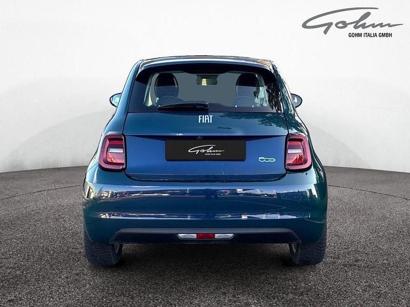 Gebraucht Fiat 500e Icon 86 kW (118 PS) 2022 Grün Limousine