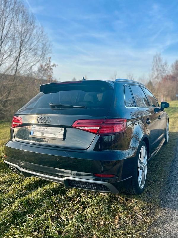 Gebraucht Audi A3 S-Line 150 PS (110 kW) 2019 Schwarz Limousine
