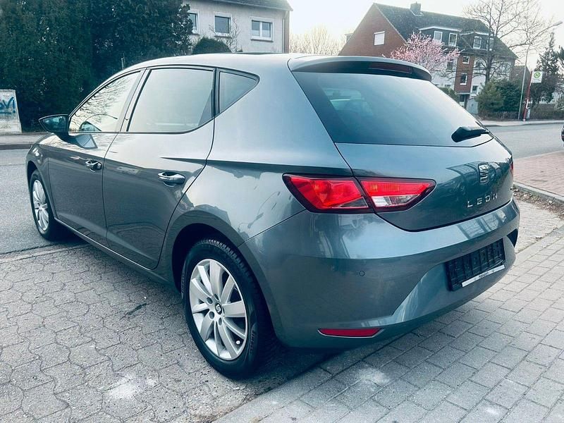 Gebraucht Seat Leon Reference 90 PS (66 kW) 2013 Grau Limousine