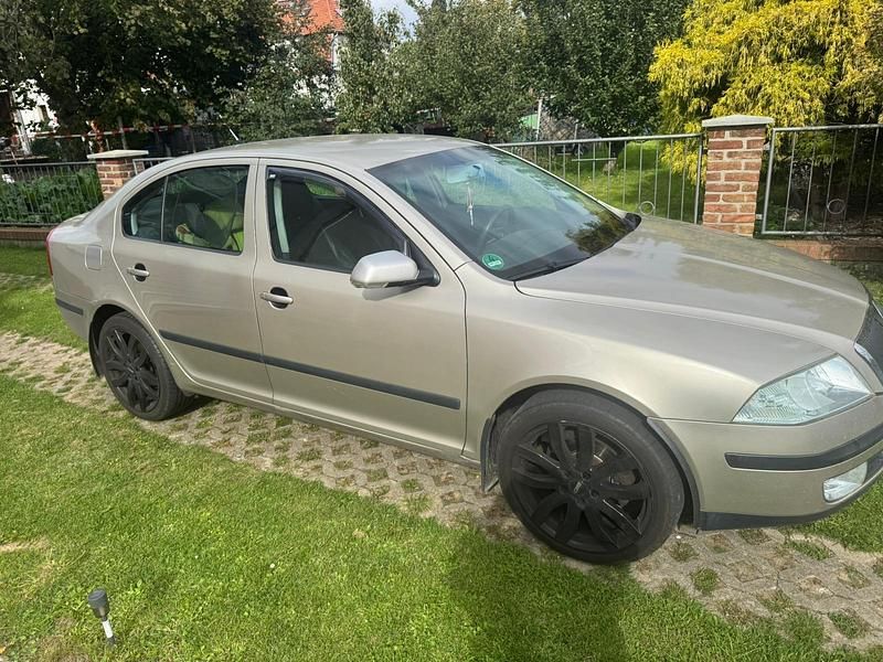 Gebraucht Skoda Octavia 115 PS (84 kW) 2004 Gold Limousine