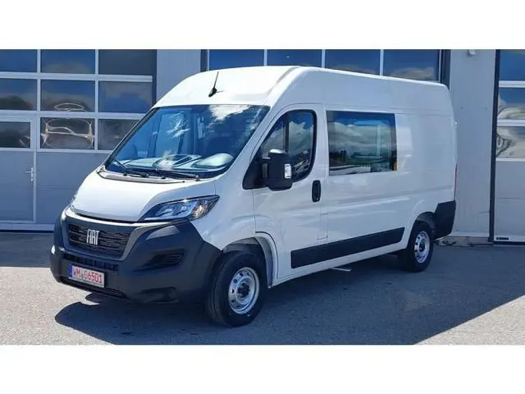 Gebraucht Fiat Ducato 140 PS (102 kW) 2023 Weiss Van