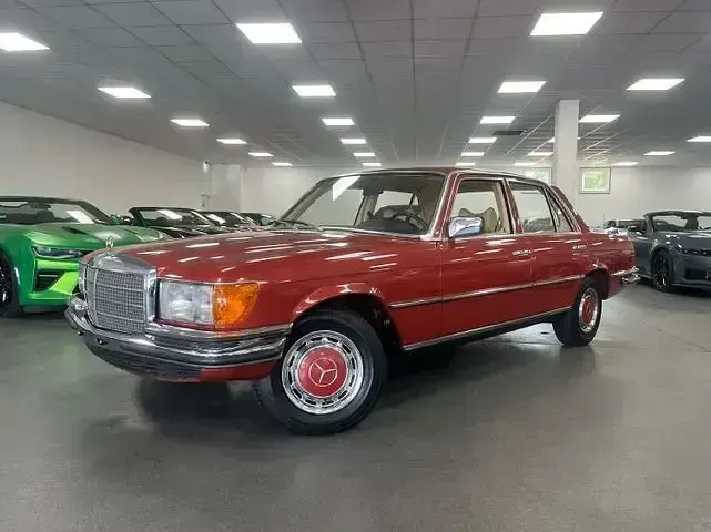 Gebraucht Mercedes 280 SE 177 PS (130 kW) 1976 Rot Limousine