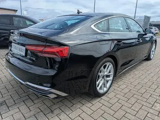 Gebraucht Audi A5 Sportback S-Line 245 PS (180 kW) 2024 Mythosschwarz metallic Kleinwagen