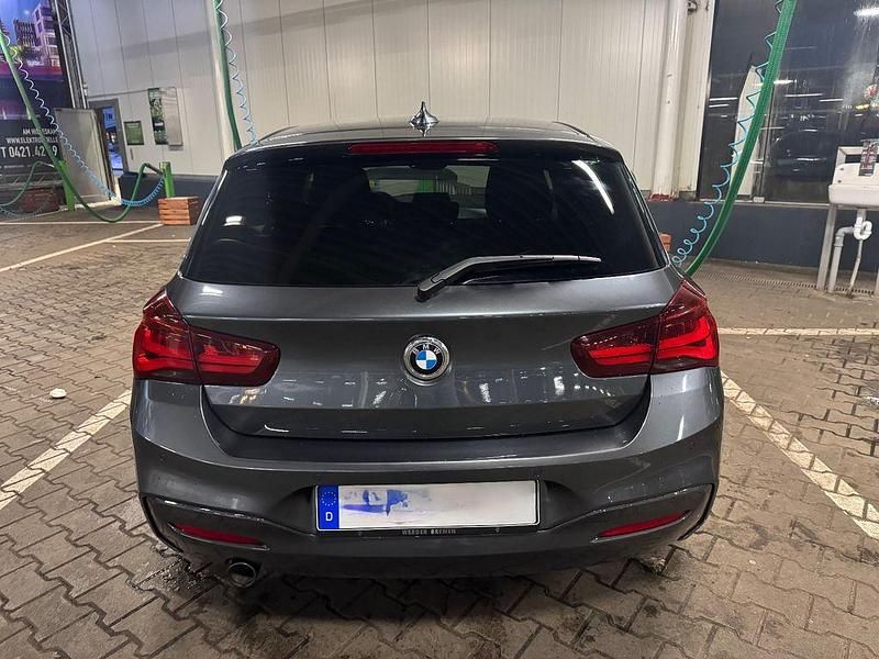 Gebraucht BMW 118 Shadowline 136 PS (100 kW) 2019 Grau Kleinwagen