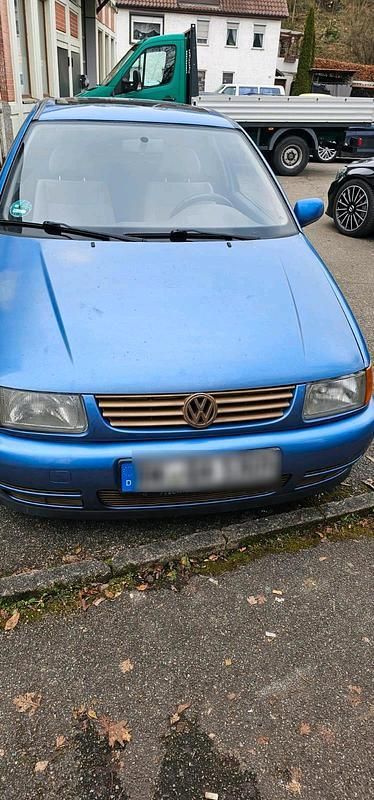 Blau Gebraucht 1997 VW Polo Kleinwagen | 1.899 € (Teuer) - Bild 1/4