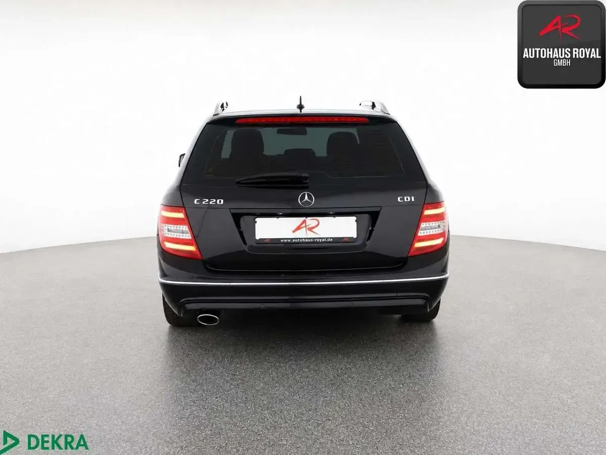 Gebraucht Mercedes C220 Avantgarde 170 PS (125 kW) 2014 Obsidianschwarz Kombi