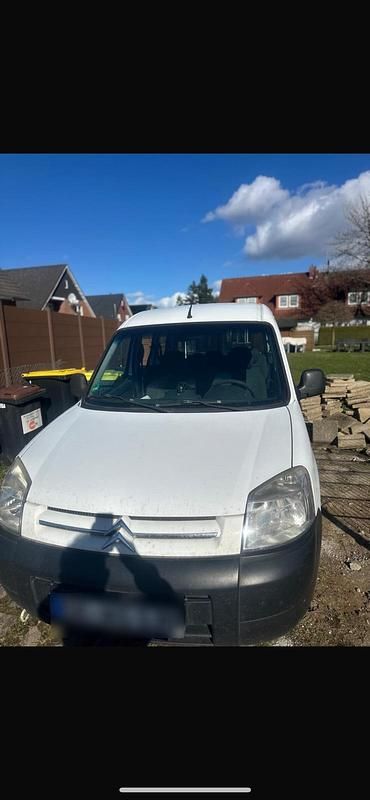 Gebraucht Citroën Berlingo 75 PS (55 kW) 2007 Weiß Van / Kleinbus