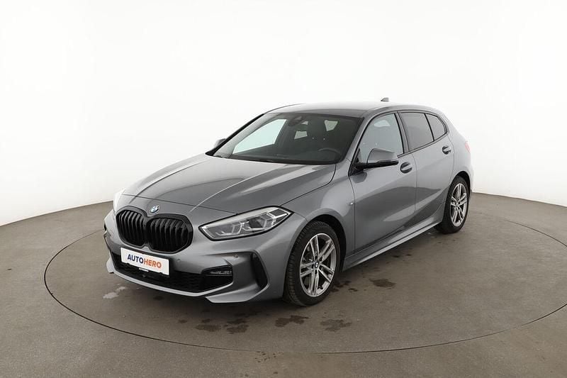 Gebraucht BMW 120 M Sport 190 PS (139 kW) 2023 Grau Kleinwagen