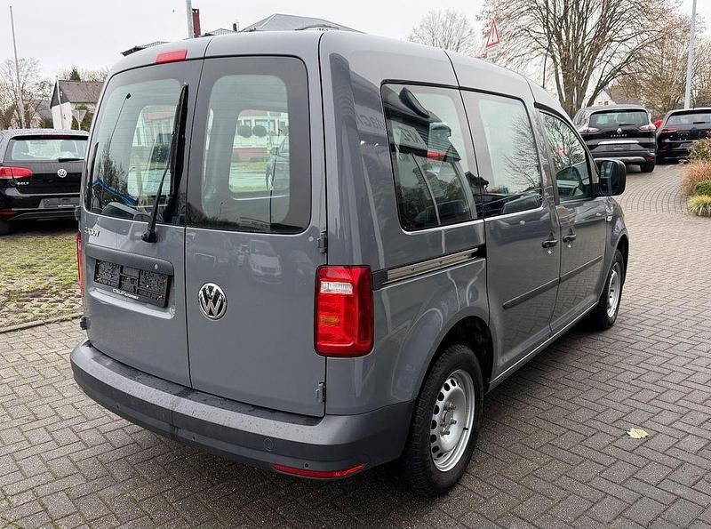 Gebraucht VW Caddy 102 PS (75 kW) 2019 Grau Van / Kleinbus