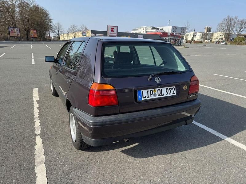 Gebraucht VW Golf III 75 PS (55 kW) 1992 Violet Kleinwagen