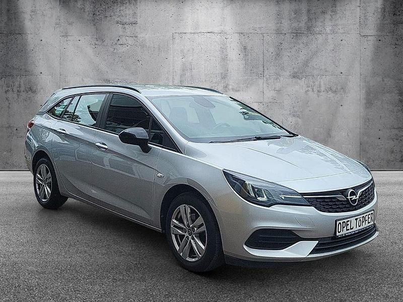 Gebraucht Opel Astra Edition 110 PS (80 kW) 2021 Silber Kombi
