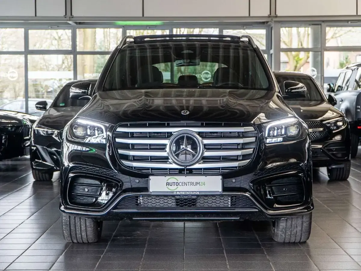 Neu Mercedes GLS450 AMG 381 PS (280 kW) 2026 Schwarz SUV