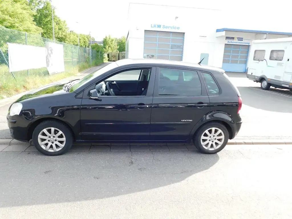 Używany VW Polo United 80 KM (58 kW) 2008 Czarny Hatchback