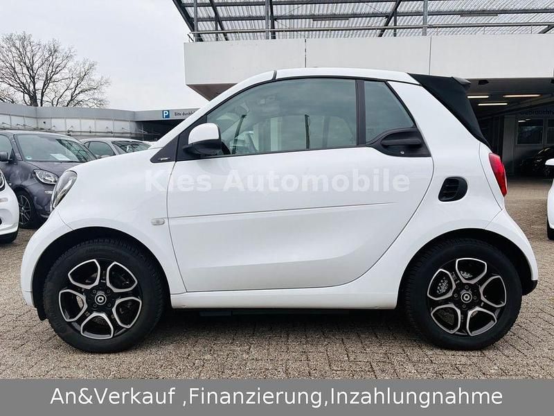 Gebraucht Smart ForTwo Cabrio Prime 71 PS (52 kW) 2018 Weiß Cabrio