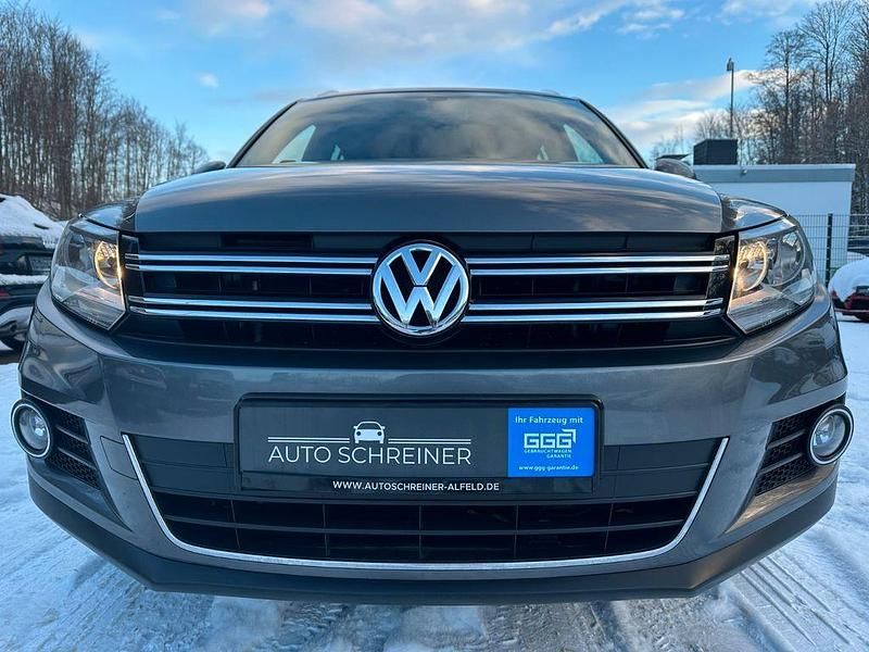 Gebraucht VW Tiguan LOUNGE 150 PS (110 kW) 2016 Grau SUV