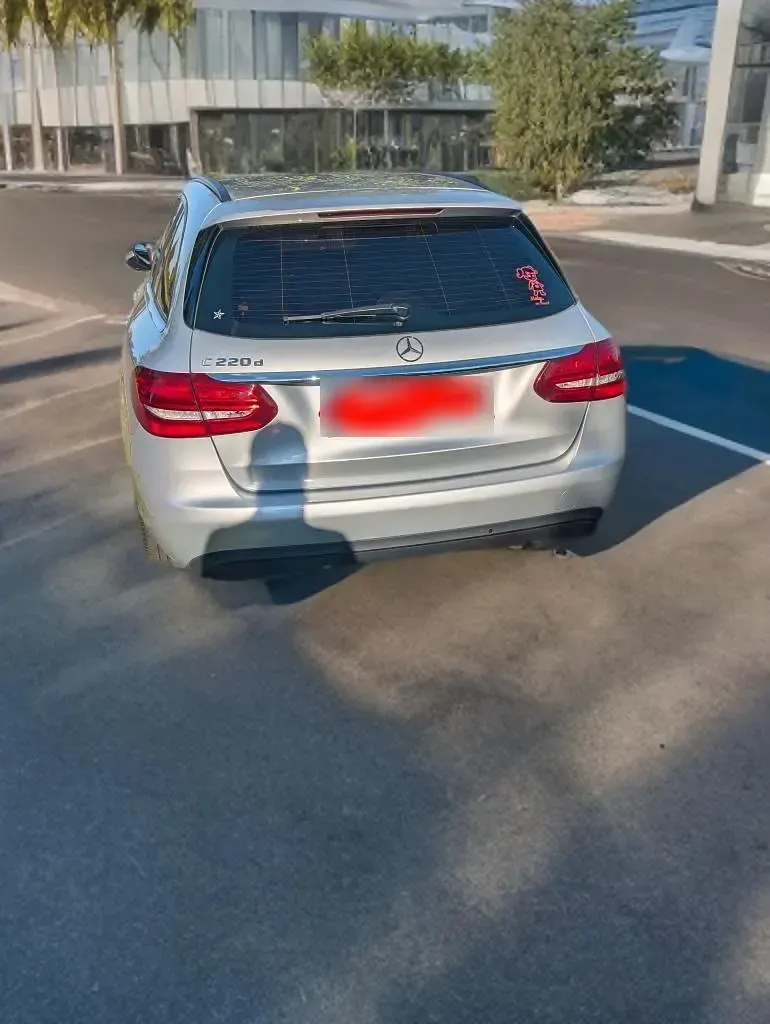 Second-hand Mercedes C220 170 CP (125 kW) 2017 Argintiu Break