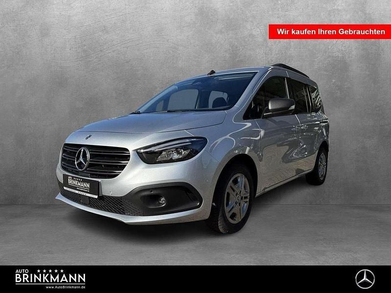 Helvinsilber Gebraucht 2024 Mercedes Citan 113 Kombi | 25.990 € (Guter Preis) - Bild 1/4