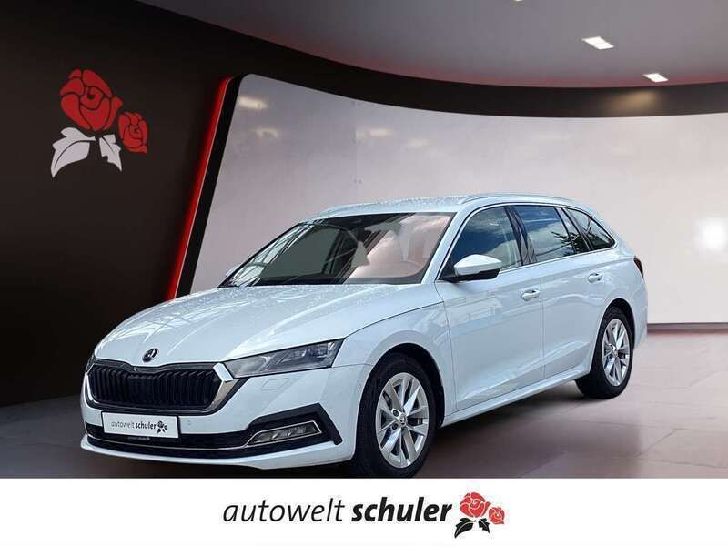 Moonweiss metallic Gebraucht 2020 Skoda Octavia First Edition Kombi | 21.950 € (Fairer Preis) - Bild 1/4