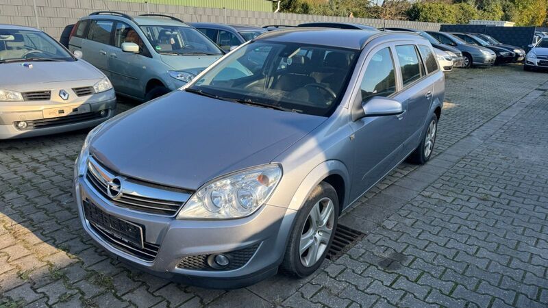 Silber Gebraucht 2009 Opel Astra Edition Kombi | 1.950 € (Fairer Preis) - Bild 1/4