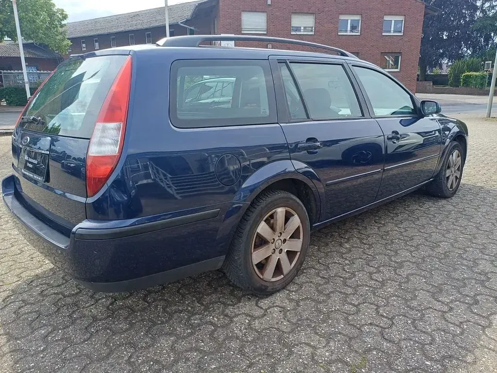 Gebraucht Ford Mondeo Ghia 110 PS (80 kW) 2004 Other Limousine