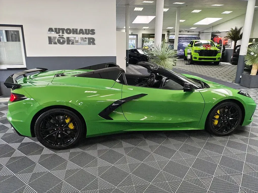 Nowe Corvette C8 495 KM (364 kW) 2026 Zielony Kabriolet