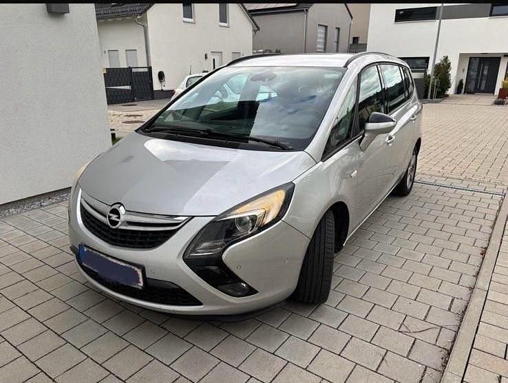 Silber Gebraucht 2012 Opel Zafira Tourer Van / Kleinbus | 4.500 € (Fairer Preis) - Bild 1/4