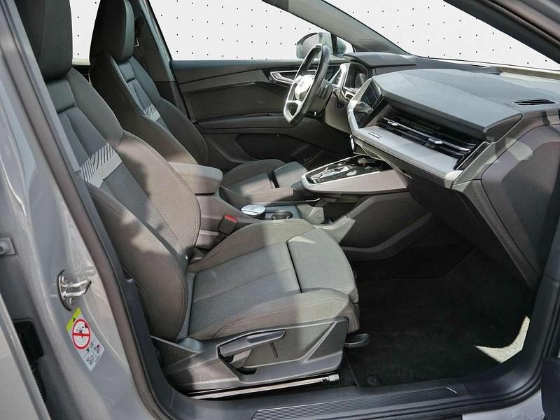 Gebraucht Audi Q4 e-tron Advanced 150 kW (204 PS) 2023 Kieselgrau SUV