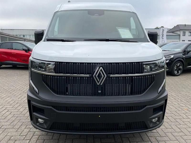 Second-hand Renault Master 150 CP (110 kW) 2024 Alb Van