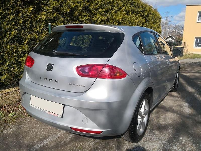 Gebraucht Seat Leon Copa 105 PS (77 kW) 2012 Silber Limousine