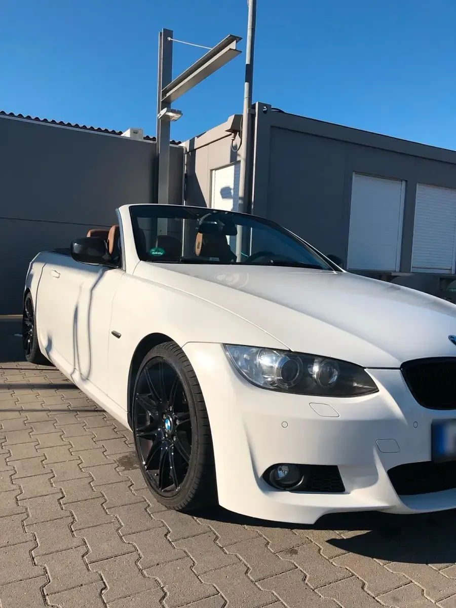 Gebraucht BMW 320 Cabriolet M Sport 177 PS (130 kW) 2010 Weiß Cabrio