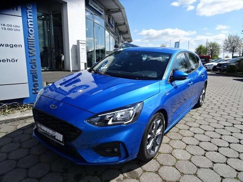 Gebraucht Ford Focus ST-Line 182 PS (133 kW) 2020 Dynamicblau metallic Kleinwagen