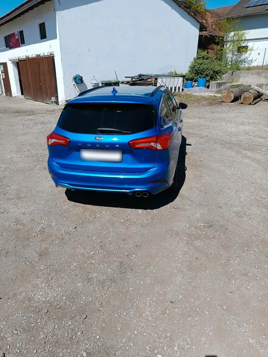 Używany Ford Focus 120 KM (88 kW) 2019 Niebieski Kombi