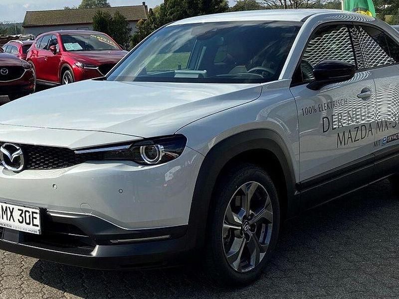 Gebraucht Mazda MX30 Basis 107 kW (146 PS) 2020 Weiß metallic SUV